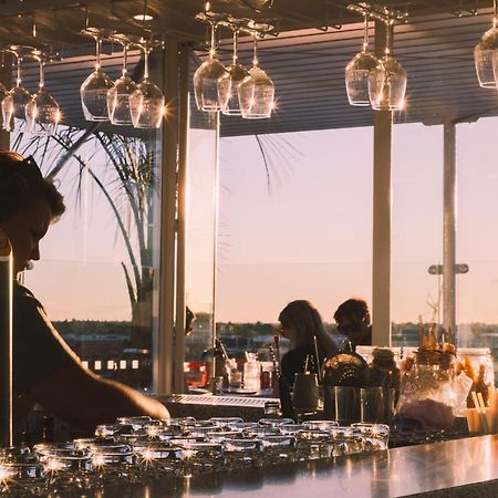 The Muse Christchurch Art Hotel Екстер'єр фото